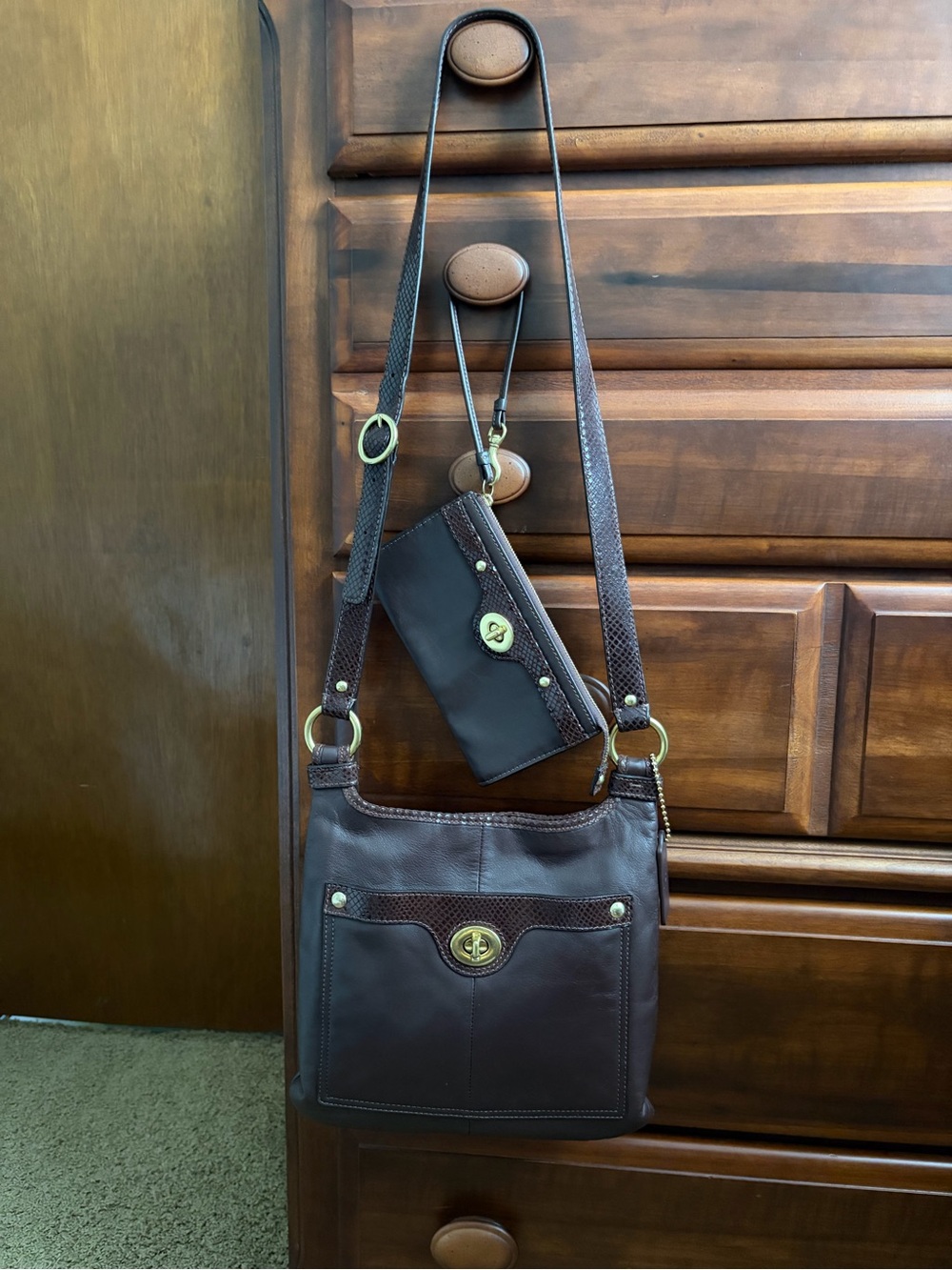 Coach Penelope Crossbody with Wristlet EUC *READ*